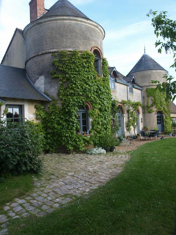 Le Vivier Hotel Challes Exterior foto